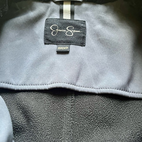 Jessica Simpson coat, graphite grey colour, size XS. Fleece lined, inner… - Picture 7 of 12